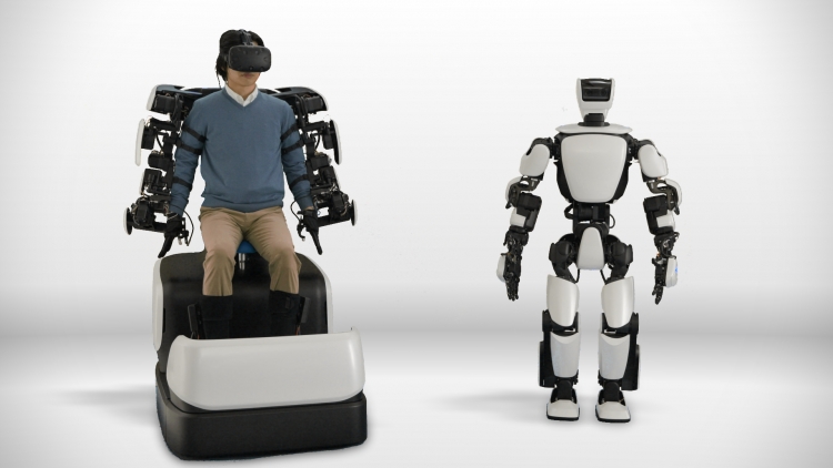 Фото - Человекоподобный робот Toyota способен повторять за движениями оператора»