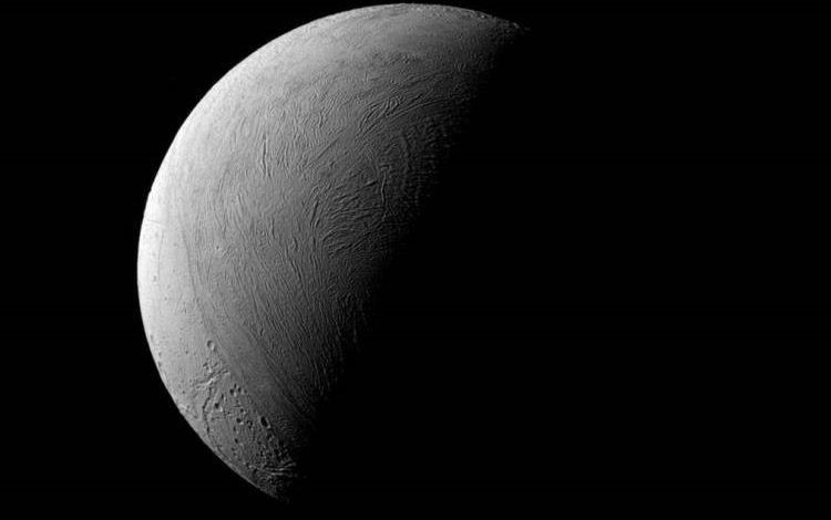 Фото - Учёные обнаружили доказательства возможной жизни на спутнике Сатурна
